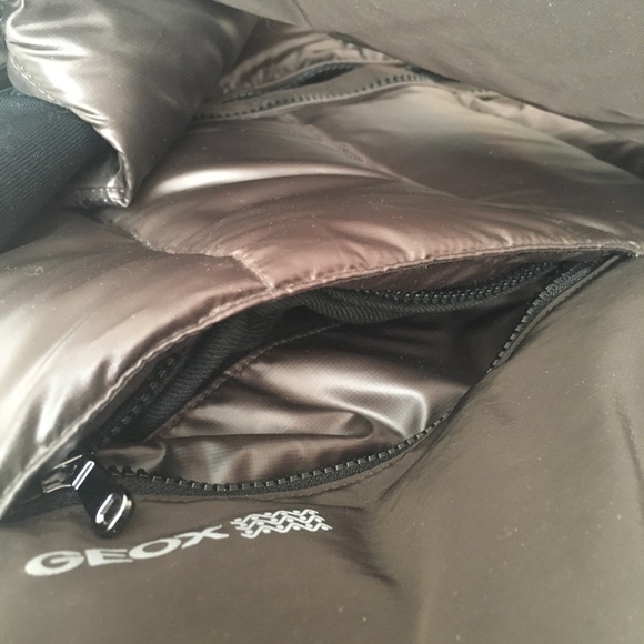 Chocolate Brown Geox Winter Jacket 🐻 - Picture 7 of 8